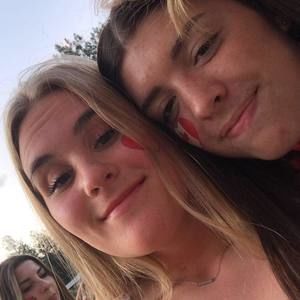 Meet your Posher, Ella